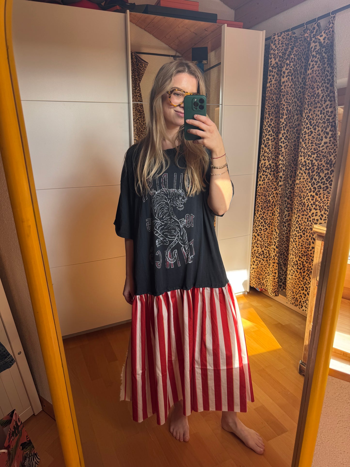 1-Robe t-shirt